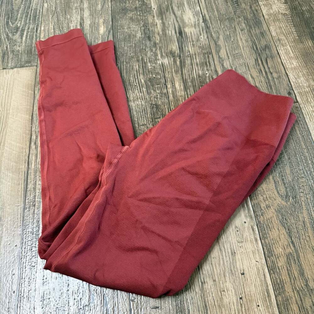 Sunzel Seamless High Waisted Scrunch Booty Yoga Leggings Red Size Medium